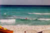 rob_surfing_cozumel_south_beach.jpg (27132 bytes)